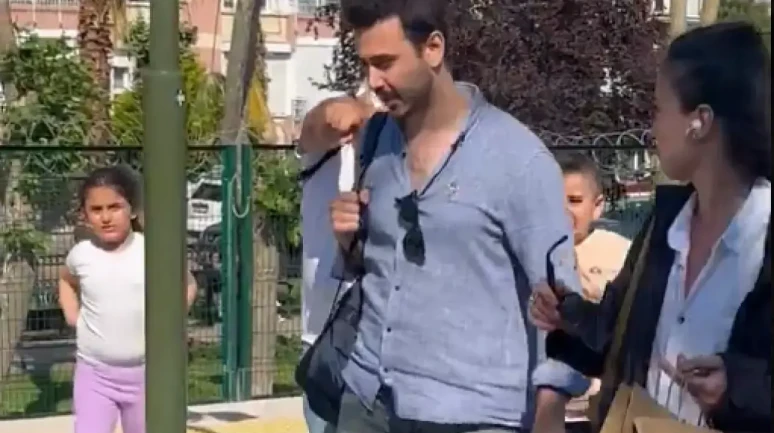 Marmaray'da 2 çocuklu adama saldıran gence tepki: "Biraz şerefin olsun"
