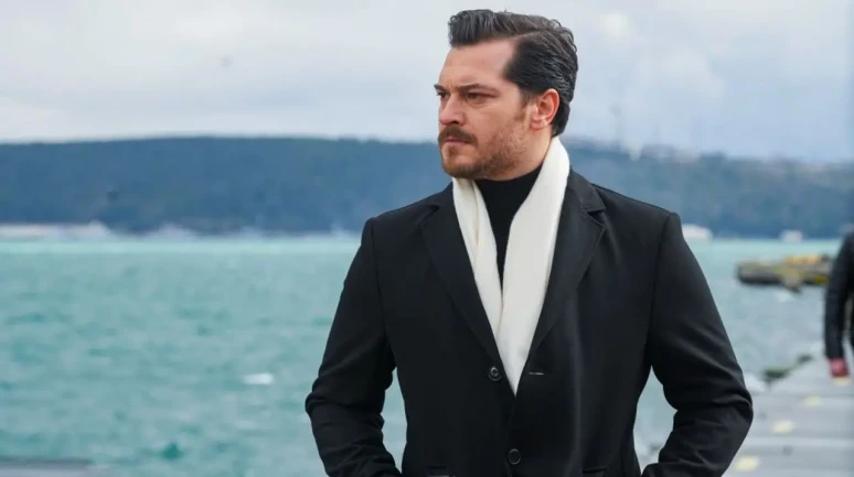 “Eşref Tek Gitti, Yepyeni Biri Geldi! Çağatay Ulusoy’un İmaj Değişimi Sosyal Medyayı Salladı”
