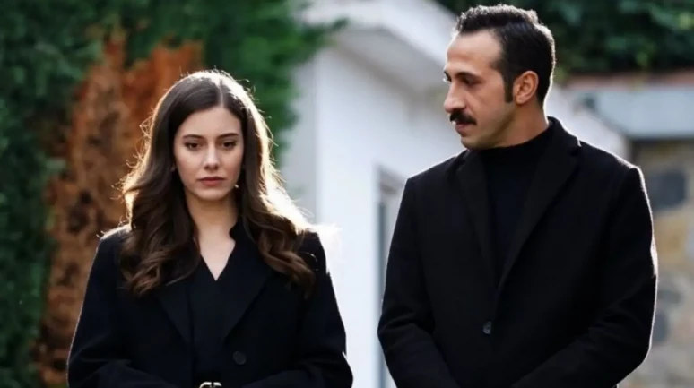 Sette Başladı, Evliliğe Gitti! Beril Pozam Doğum Gününde Aşkını Böyle Haykırdı!