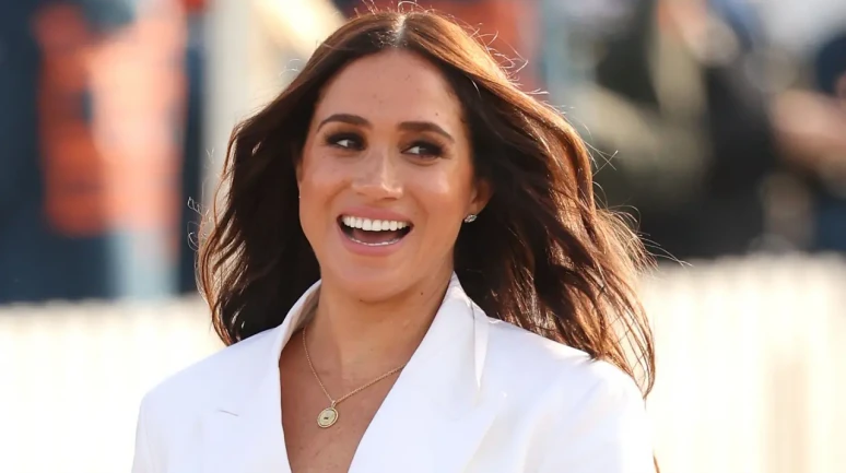 “Ev Yapımı Sandık, Fabrikadan Çıktı! Meghan Markle’ın Reçel Skandalı Patladı”