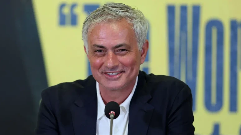 Taraftar Bekliyordu, O Geri Geliyor! Mourinho’nun Gözdesi Fenerbahçe’de