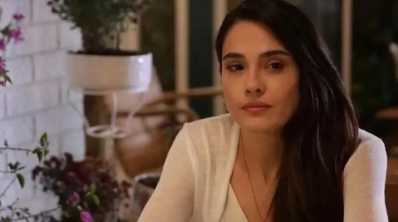 Ayşe’nin Öyküsü Dizisi Ne Zaman Başlıyor? Funda Eryiğit ve Caner Cindoruk’tan Yeni Dizi Sürprizi