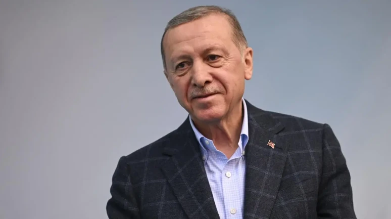 Cumhurbaşkanı Erdoğan Yeni Müjde mi? AK Parti Sözcüsü duyurdu: “Tarihi bir konuşma geliyor”
