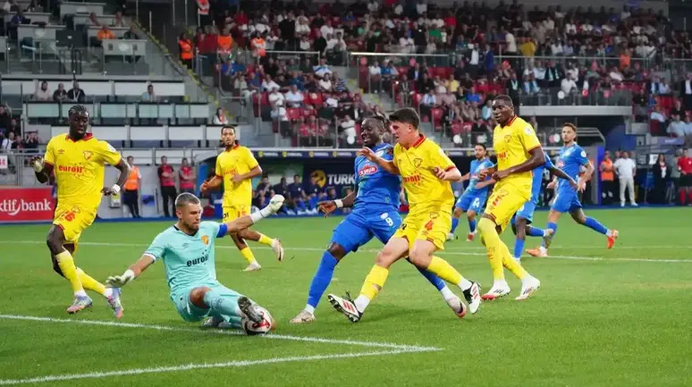 Göztepe - Çaykur Rizespor maçı saat kaçta, hangi kanalda? Muhtemel 11'ler belli oldu!