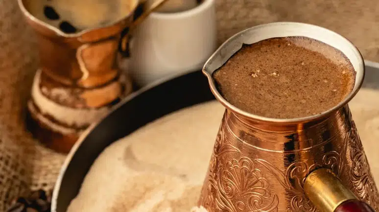 Kafeinsiz Kahve Tüketiminin Nedenleri: Sağlık ve Lezzet Arasındaki Denge!