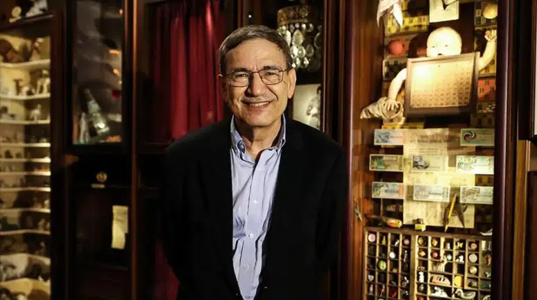 Orhan Pamuk'un Beyoğlu'ndaki Apartmanı Yıkım Aşamasında: Servetiyle Dikkat Çekmeye Devam Ediyor!