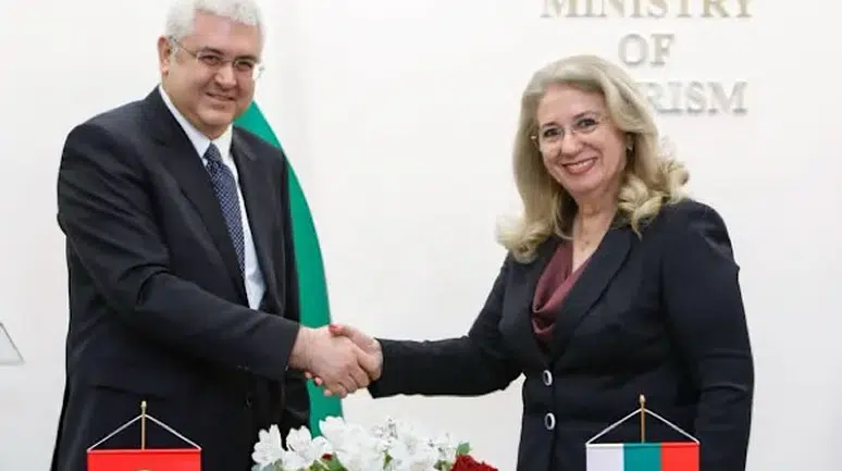 Georgieva: İki ülke arasındaki turist akışında artış var