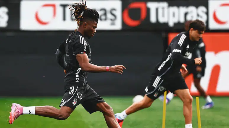 Beşiktaş, Fenerbahçe Derbisi Öncesi Heyecan Verici Bir Gelişme Yaşadı!