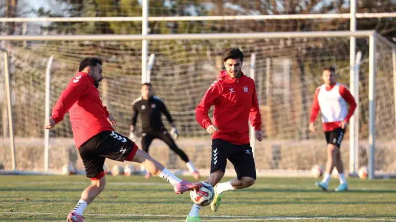 Sivasspor ile Esenler Erokspor’un Karşılaşma Tarihi ve Saat Bilgisi Açıklandı! TRT Spor'dan Canlı Yayın!