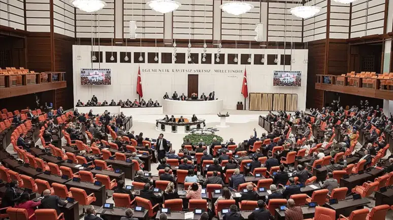 25 Yaş ve Üstü Araçlar için ÖTV Muafiyeti ve Hurda Teşvikinin Detayları Ortaya Çıkıyor