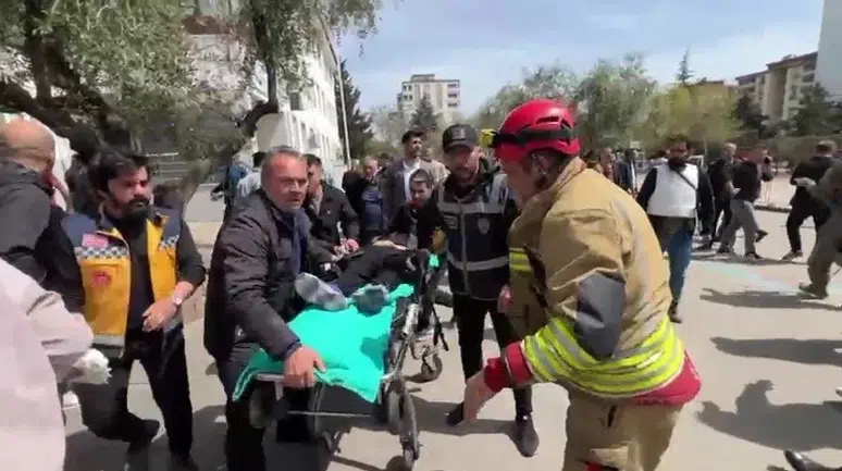 Kahramanmaraş’ta Okulda Silahlı Saldırı: 4 Ölü, 20 Yaralı