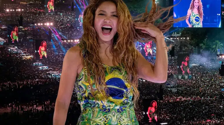 Copacabana sahili Shakira'yla inledi: Milyonların Pique öfkesi geceye damga vurdu