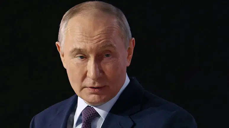 Kremlin'de derin sessizlik: Putin'in izole dünyası ve güvenlik duvarları