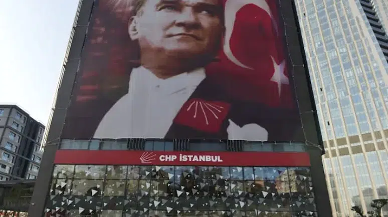 CHP İstanbul'da belirsizlik sürüyor: Kritik dava 10 Temmuz'a kaldı