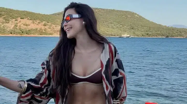 Dilara Aksüyek Bodrum setinden tatil kareleri paylaştı