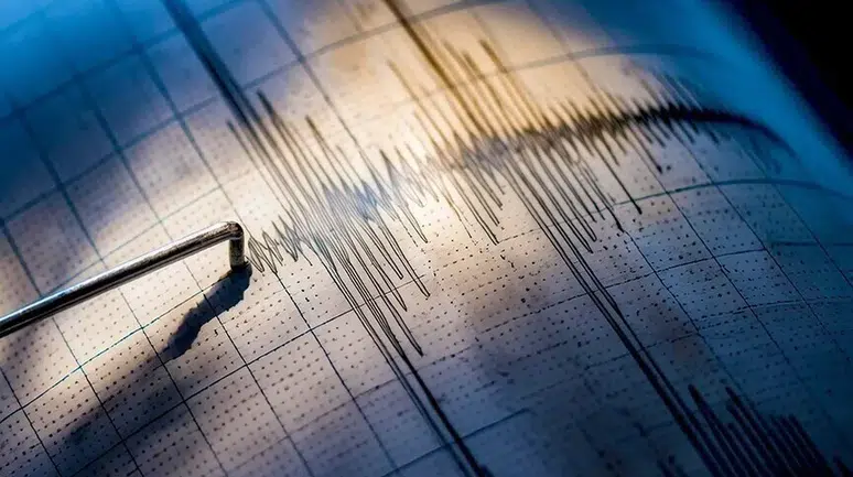Azerbaycan Gebele merkezli orta şiddetli deprem korkuttu