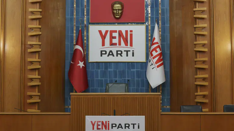 Siyaset sahnesinde yeni arayışlar ve belirsizlikler