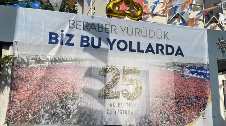 AK Parti Talas teşkilatı kuruluşunun 25 inci yılını kutladı