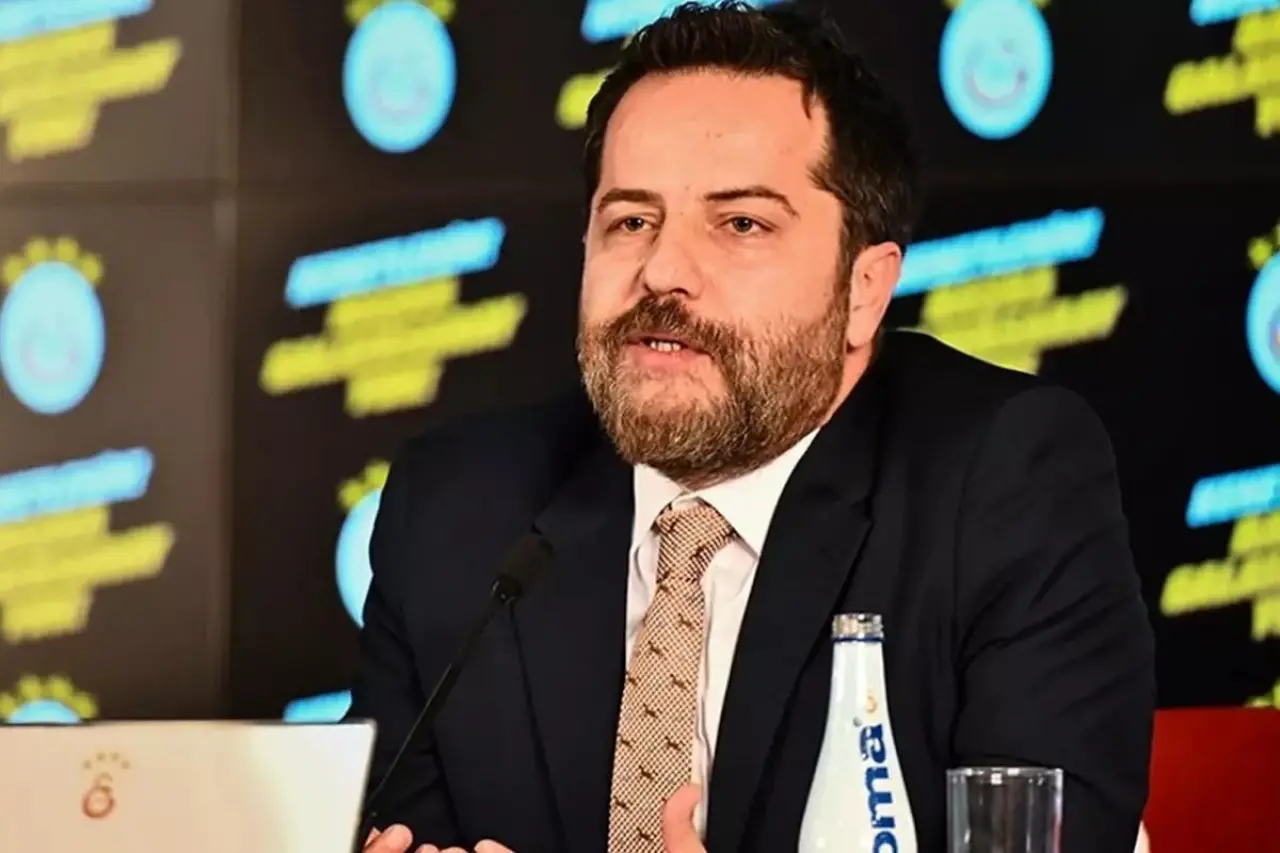 Erden Timur Kimdir? Nereli, Kaç Yaşında, Ne İş Yapıyor? Serveti Ne Kadar? 8