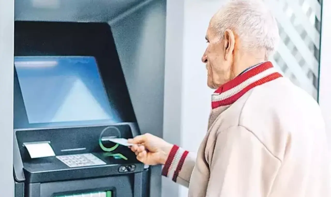 İstanbul’da Emekliler Bayram Öncesi Ödeme Alacak: Maaş ve İkramiye Takvimi Açıklandı 4