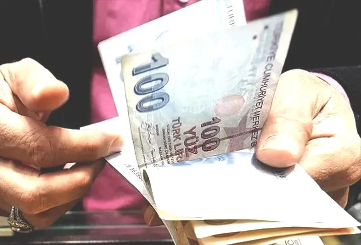 EMEKLİ ZAMMI SON DAKİKA! Emekliye 20 bin TL’ye ek çifte destek! İşte 16.881 TL alana maaş farkı için ödeme takvimi