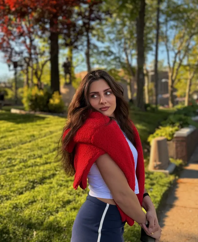 tugce melis demir kimdir 2