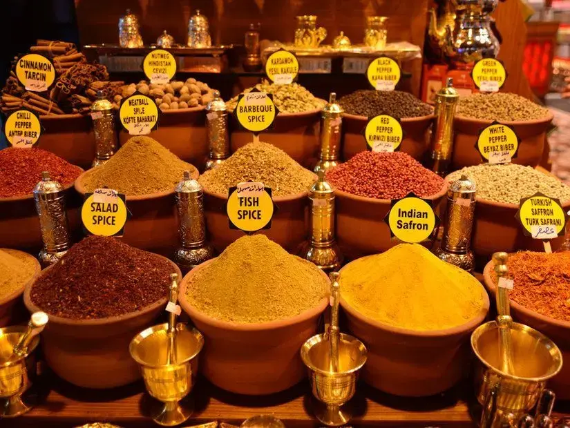 Mısır çarşısı iç görünümü