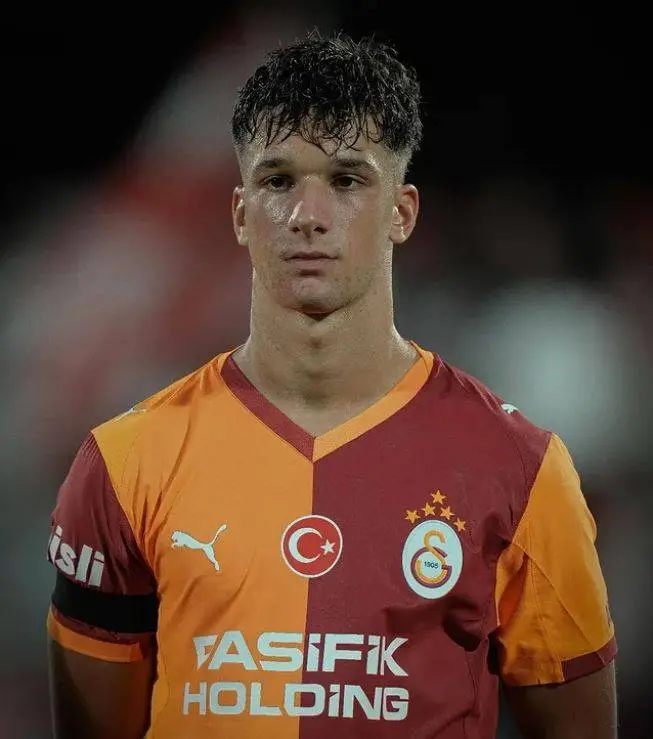 Hakan Balta'nın oğlu Çağrı Hakan Balta kimdir? Nereli, kaç yaşında? Hangi mevkide oynuyor?