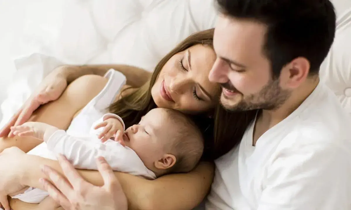 Doğum izinlerinde yeni dönem kapıda! Annelik ve babalık izin sürelerinin artırılması için harekete geçildi!