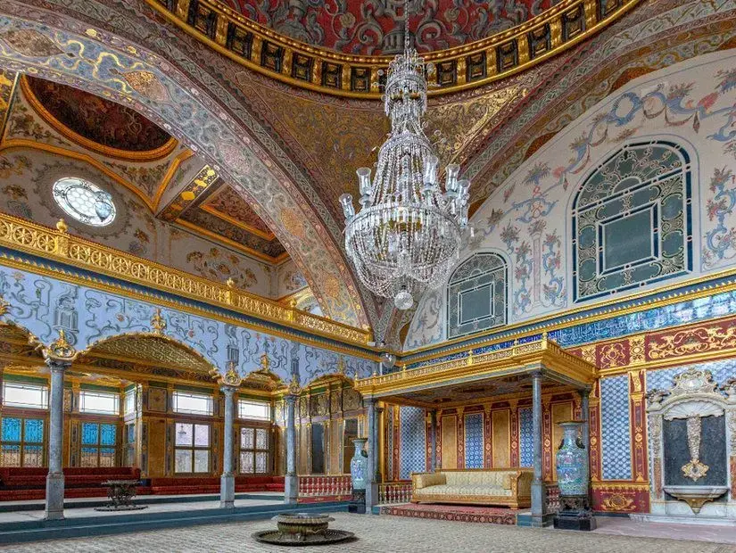 topkapı müzesi iç görünümü