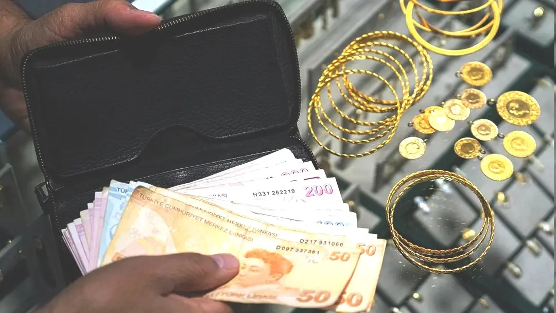 Altın fiyatlarındaki rekor sürecek mi? 2026 için ‘TL’ çıkışı: “Düzeltme gelebilir” 3