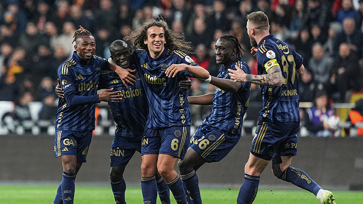 Fenerbahçe'de Seçim Rüzgarları: 4 Yıldız Dışında Kadro Sil Baştan Kurulacak
